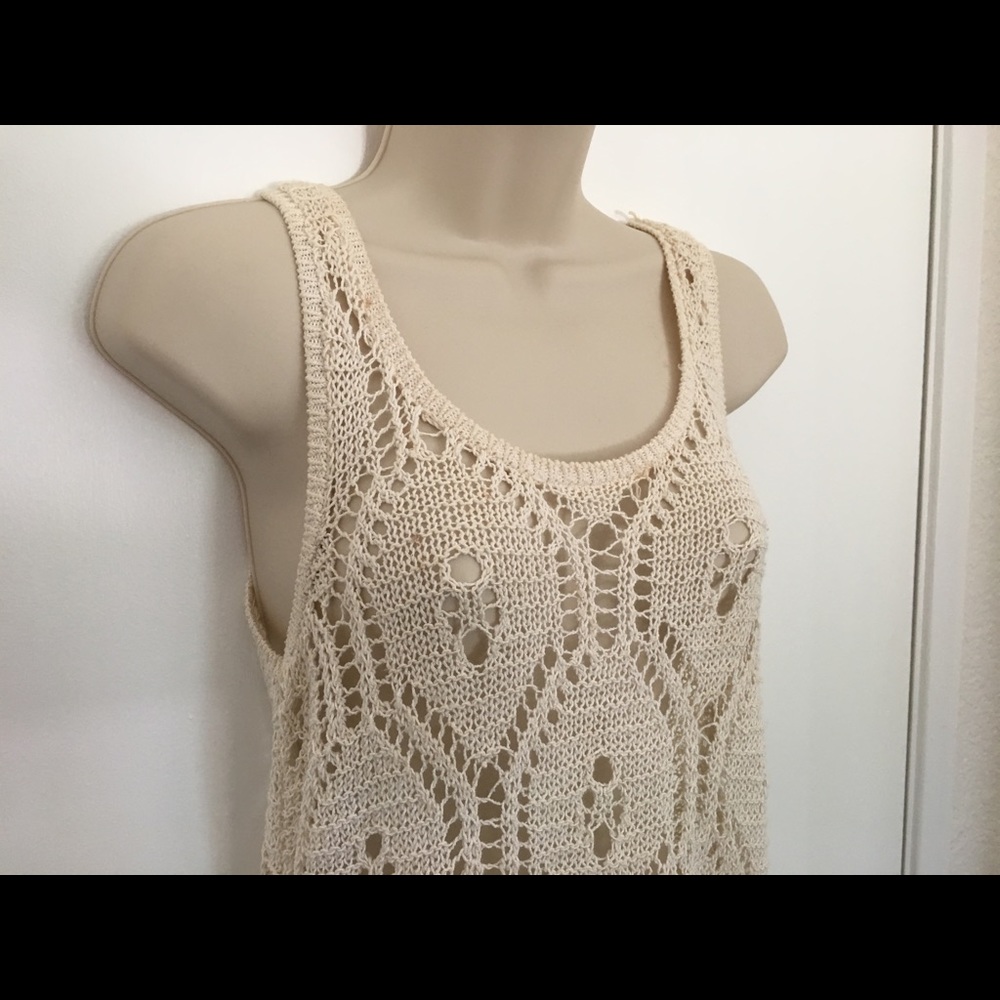 Gap Lace Sleeveless Top Great Condition